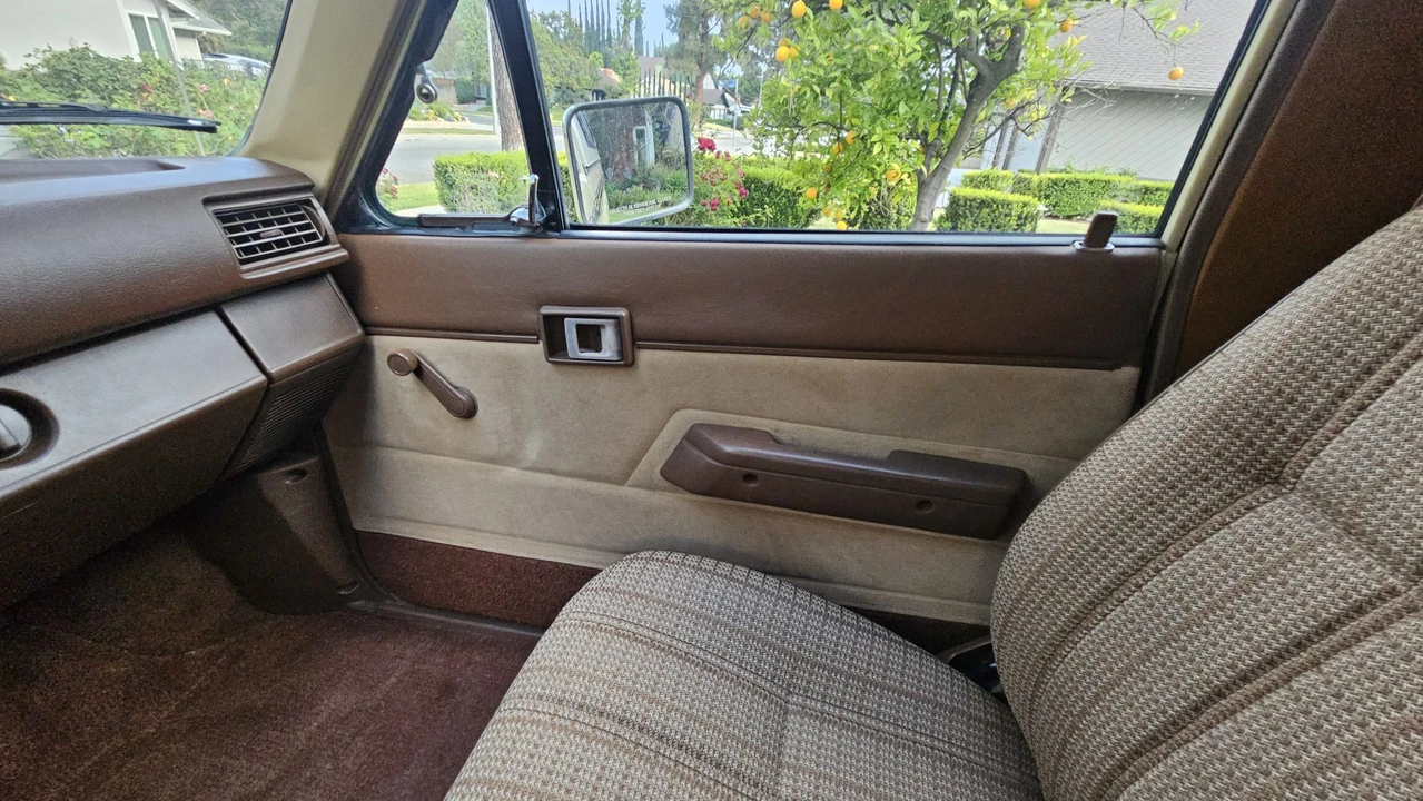1985 Toyota Hilux 4th Gen - Image 28 of 31