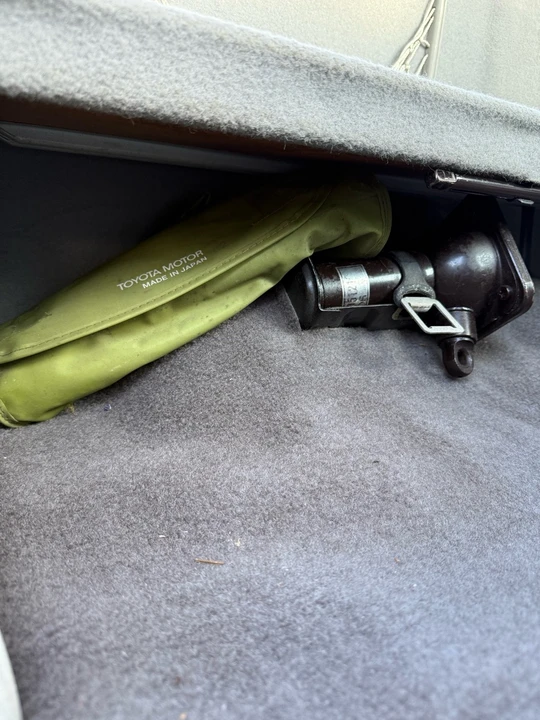 1985 Toyota Hilux 4th Gen - Image 8 of 21
