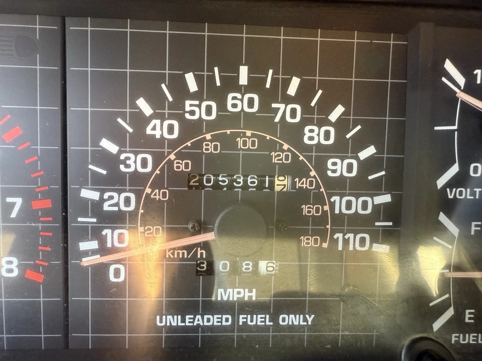 1985 Toyota Hilux 4th Gen - Image 19 of 21