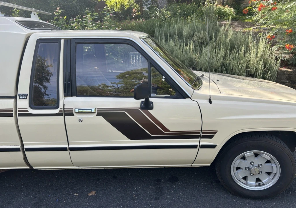 1985 Toyota Corolla AE86 - Image 4 of 11