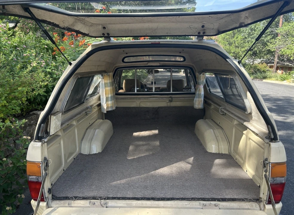 1985 Toyota Corolla AE86 - Image 11 of 11