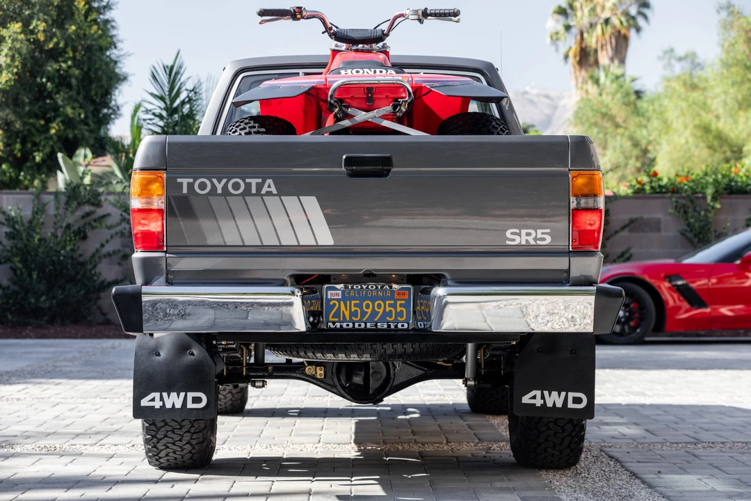 1985 Toyota Hilux 4th Gen - Image 13 of 31