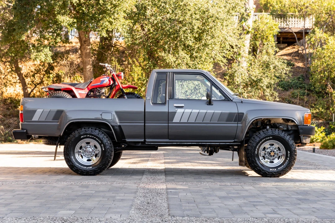 1985 Toyota Hilux 4th Gen - Image 6 of 31