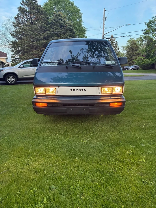 1985 Toyota - Image 8 of 31