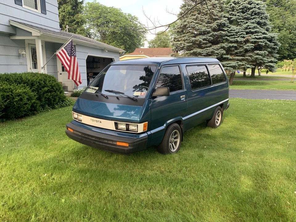 1985 Toyota - Image 4 of 31