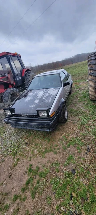 1985 Toyota Corolla AE86 - Image 4 of 5