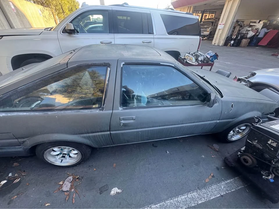 1985 Toyota Corolla AE86 - Image 4 of 17