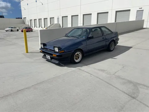 1985 Toyota Corolla AE86 - Image 2 of 8