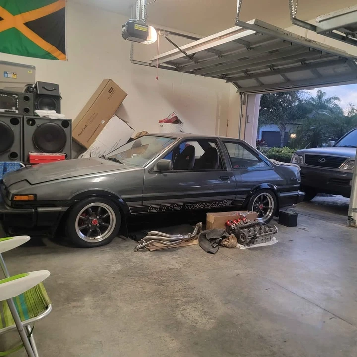 1985 Toyota Corolla AE86 - Image 4 of 11