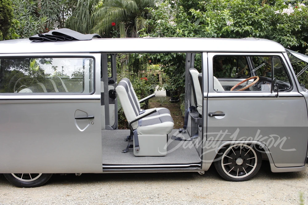 1985 Volkswagen Vanagon - Image 23 of 31