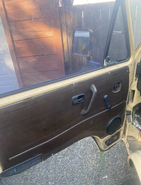 1985 Volkswagen Vanagon - Image 13 of 16