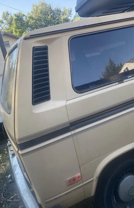 1985 Volkswagen Vanagon - Image 15 of 16