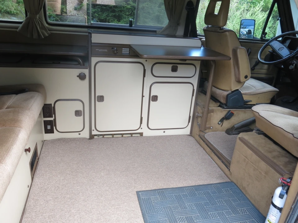 1985 Volkswagen Vanagon - Image 15 of 24