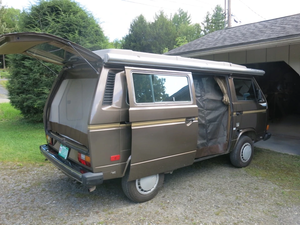 1985 Volkswagen Vanagon - Image 10 of 24