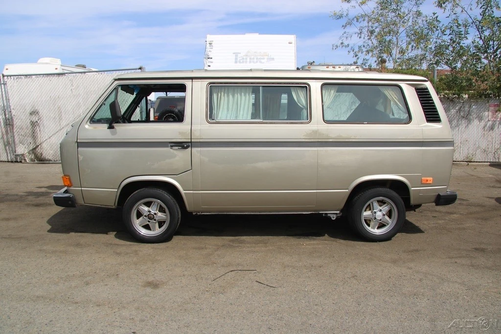 1985 Volkswagen EuroVan - Image 3 of 21