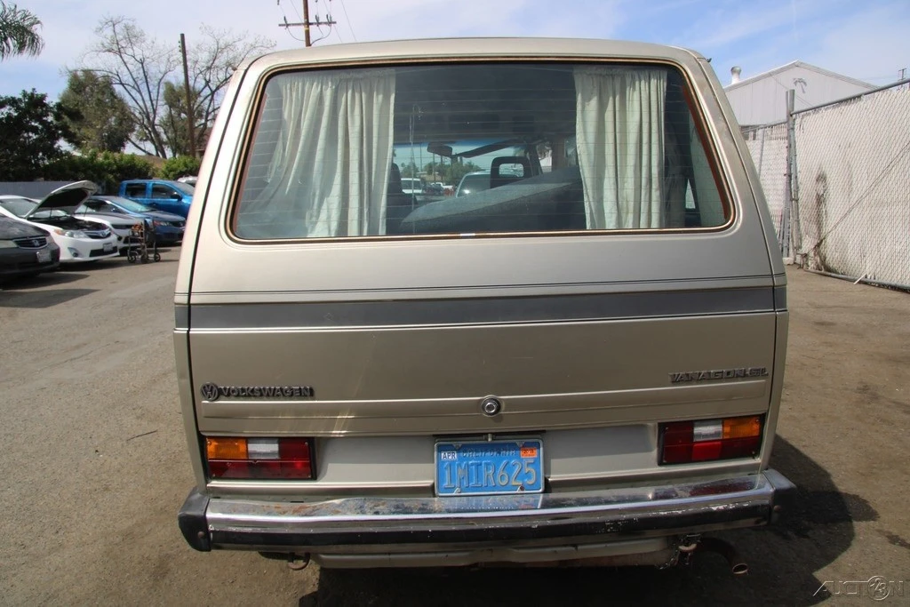1985 Volkswagen EuroVan - Image 6 of 21