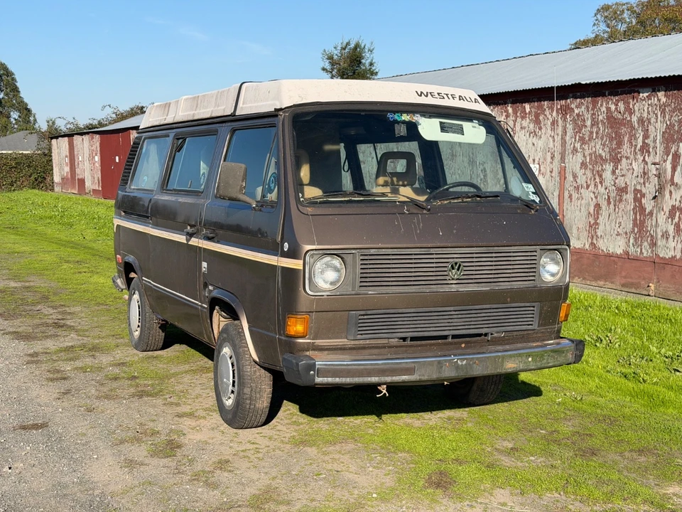 1985 Volkswagen Bay-Window Bus - Image 17 of 19