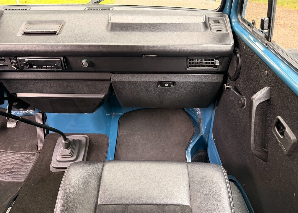 1985 Volkswagen Vanagon - Image 16 of 31