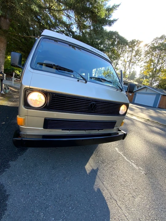 1985 Volkswagen Bay-Window Bus - Image 9 of 21