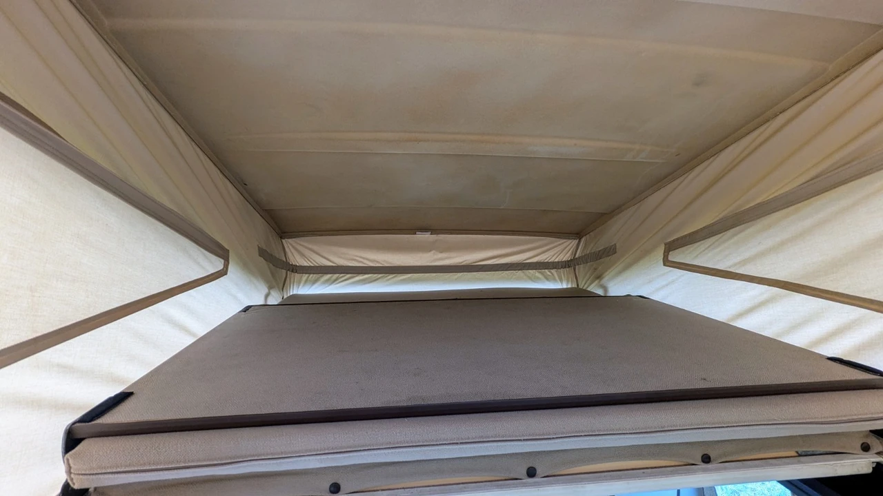 1985 Volkswagen Bay-Window Camper - Image 6 of 17