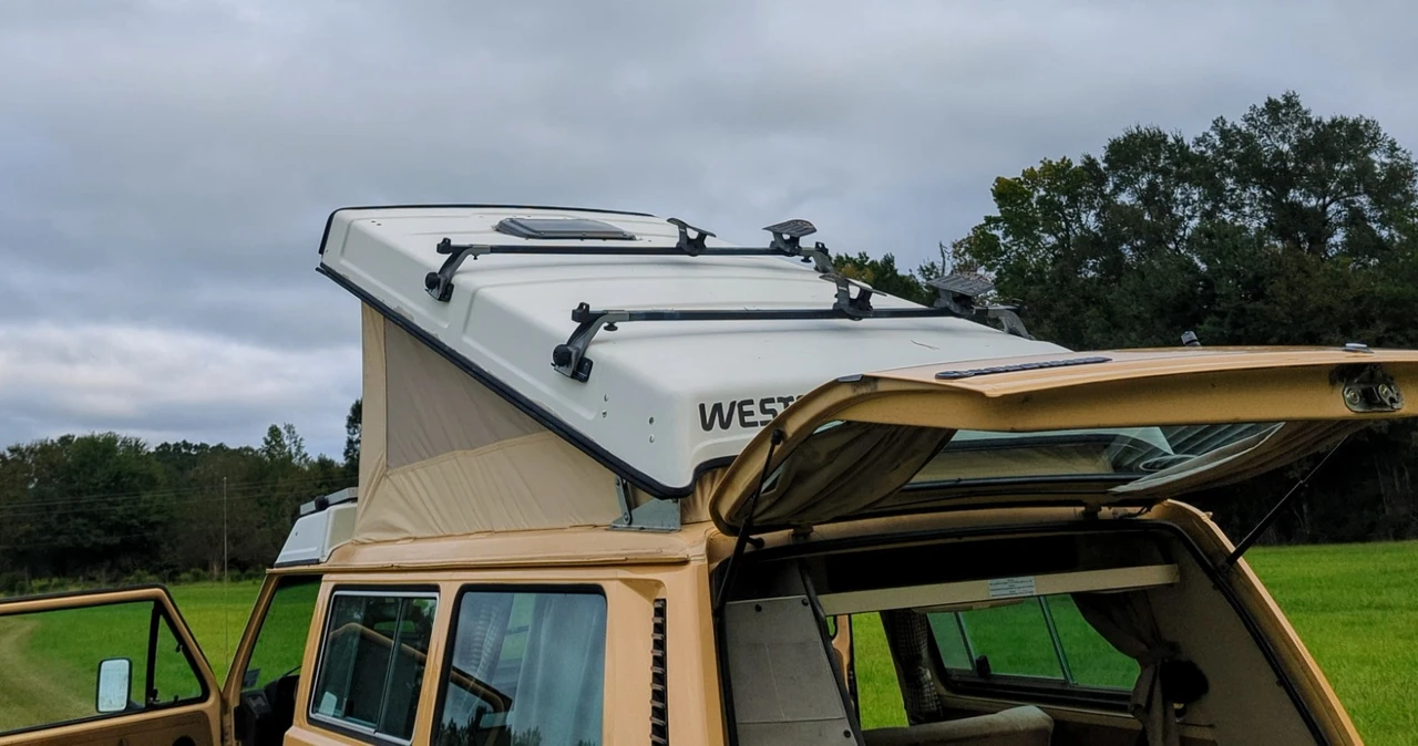 1985 Volkswagen Bay-Window Camper - Image 15 of 17