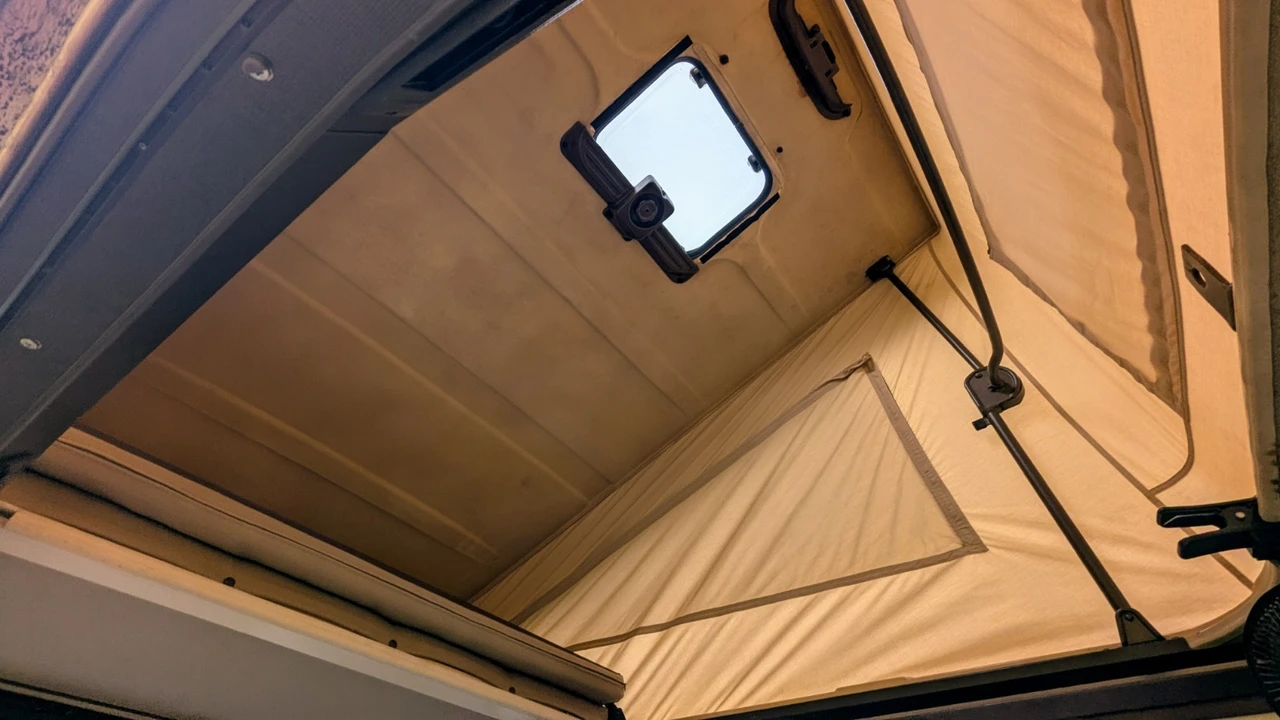 1985 Volkswagen Bay-Window Camper - Image 5 of 17