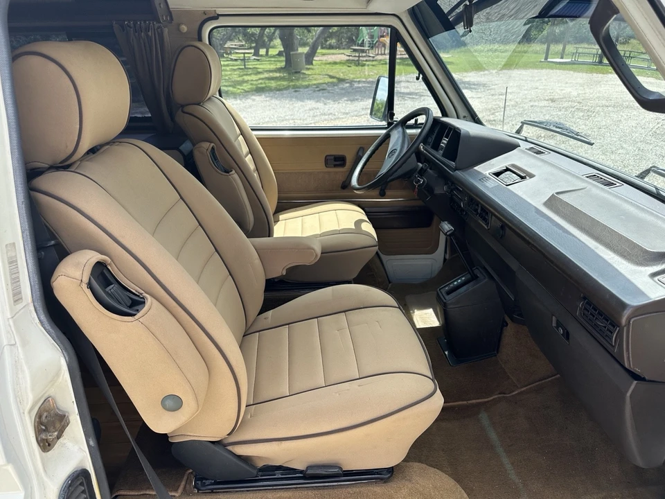 1985 Volkswagen Vanagon - Image 25 of 31