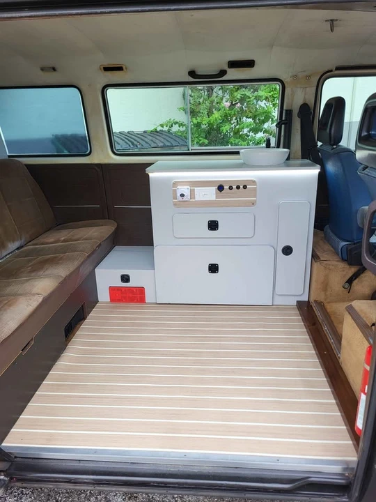 1985 Volkswagen EuroVan - Image 5 of 10