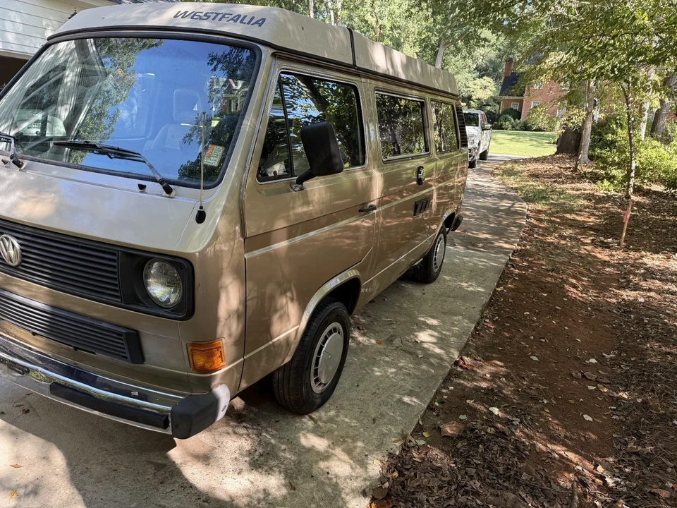 1985 Volkswagen EuroVan - Image 16 of 21