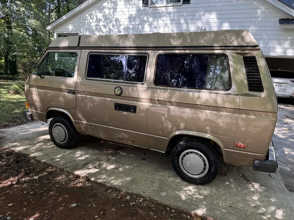1985 Volkswagen EuroVan - Image 9 of 21