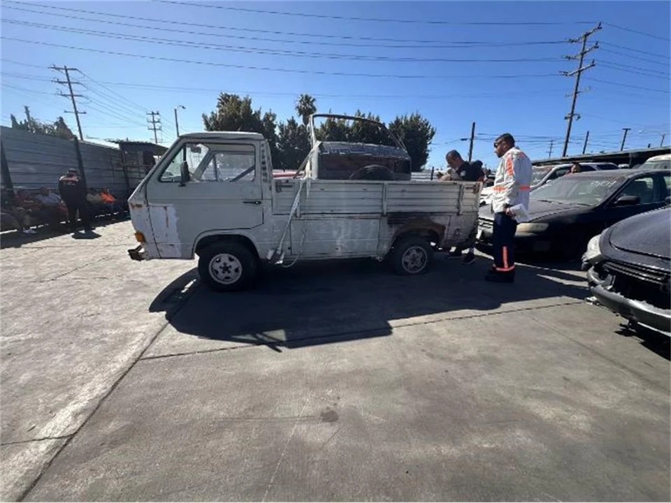 1985 Volkswagen Vanagon - Image 11 of 19