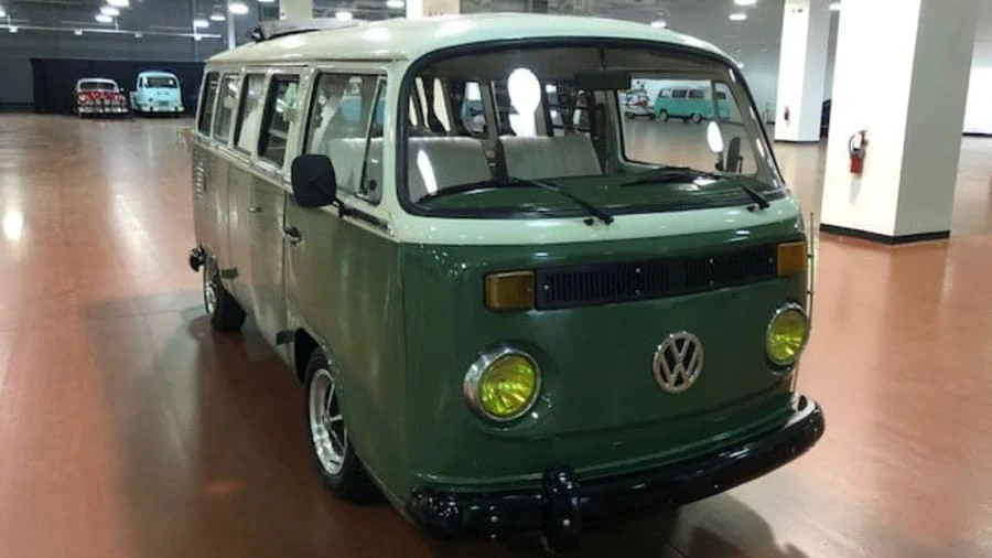 1985 Volkswagen Bay-Window Bus - Image 4 of 13