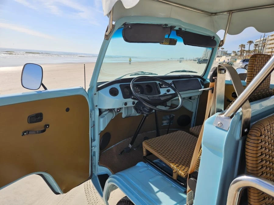1985 Volkswagen Bay-Window Bus - Image 9 of 10