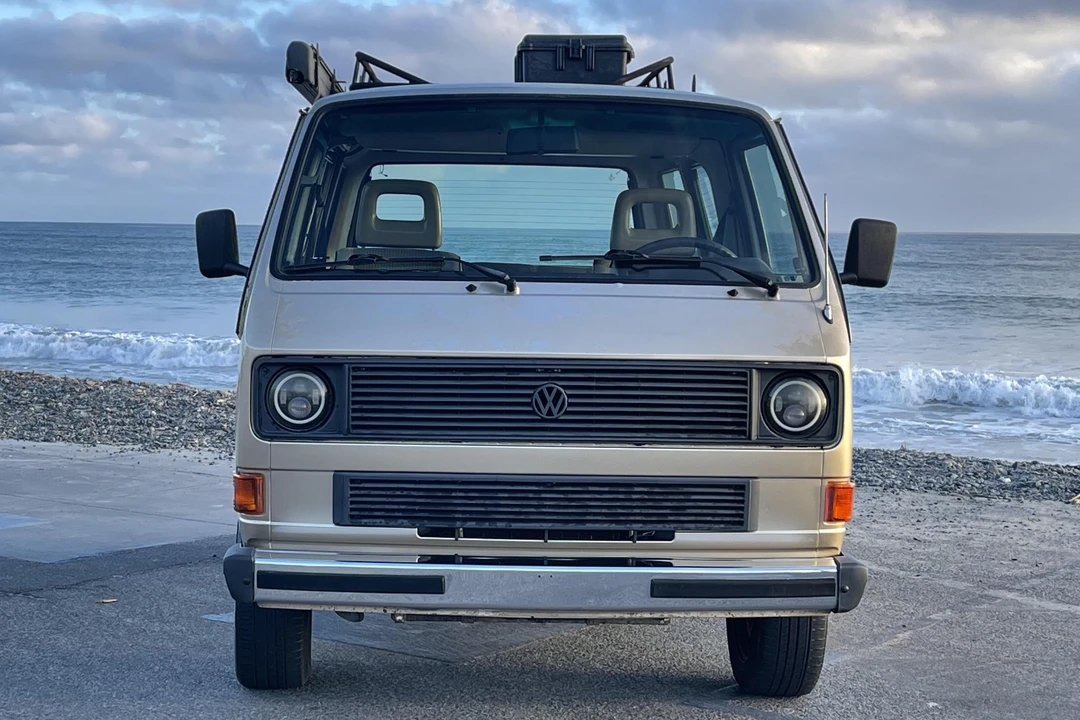 1985 Volkswagen EuroVan - Image 2 of 31