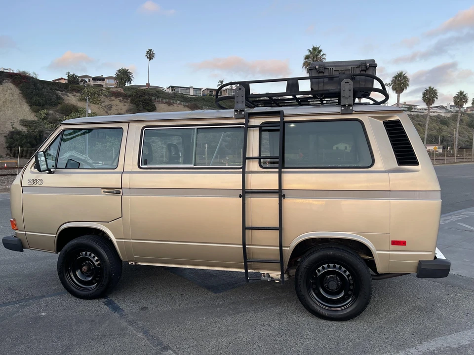 1985 Volkswagen EuroVan - Image 13 of 31