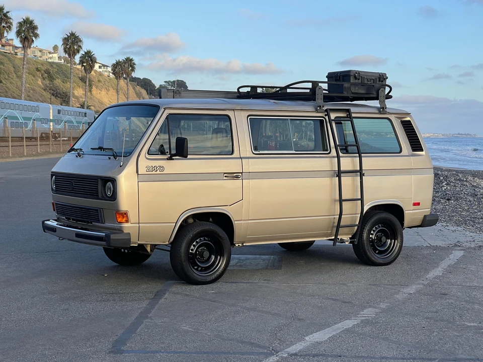 1985 Volkswagen EuroVan - Image 10 of 31