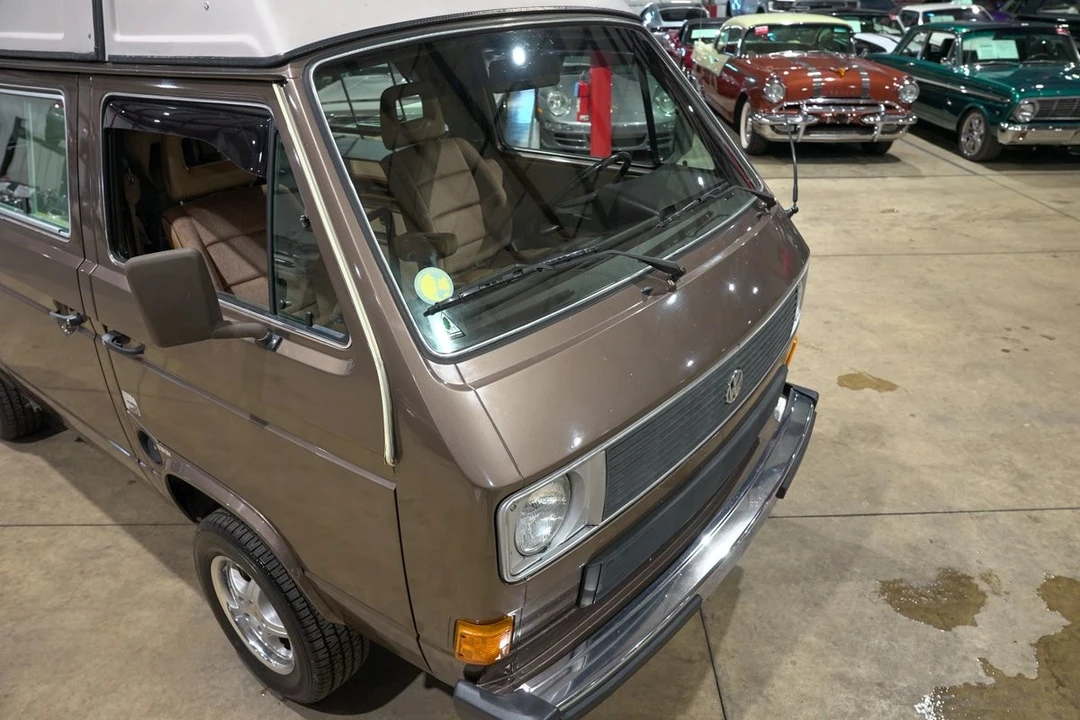 1985 Volkswagen EuroVan - Image 18 of 21