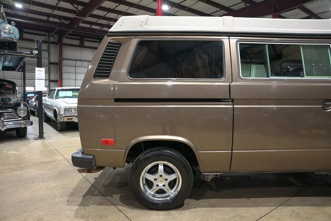 1985 Volkswagen EuroVan - Image 9 of 12