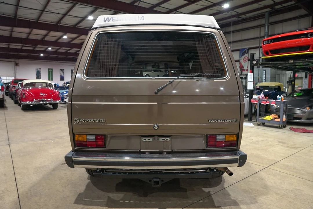 1985 Volkswagen EuroVan - Image 7 of 21