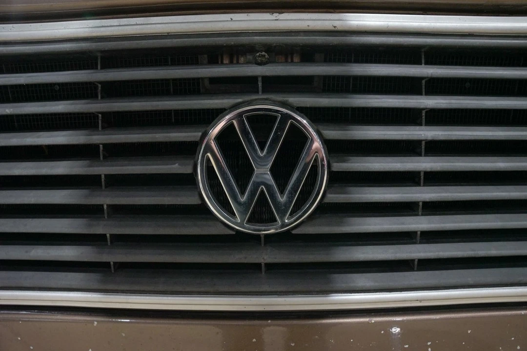 1985 Volkswagen EuroVan - Image 21 of 21