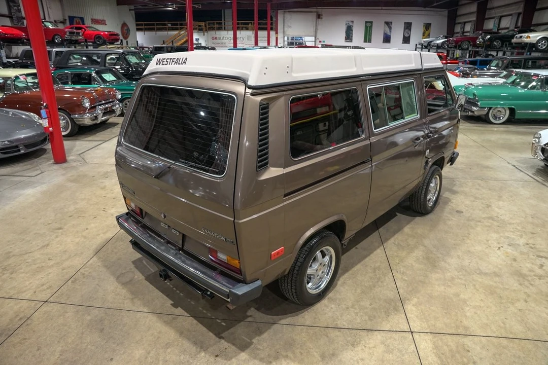 1985 Volkswagen EuroVan - Image 17 of 21