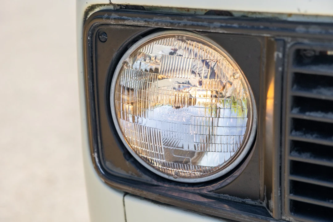 1985 Volkswagen Vanagon - Image 10 of 31