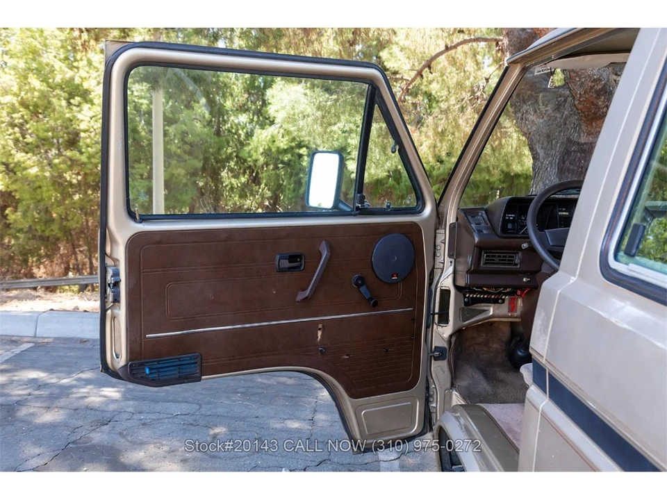 1985 Volkswagen Vanagon - Image 15 of 31