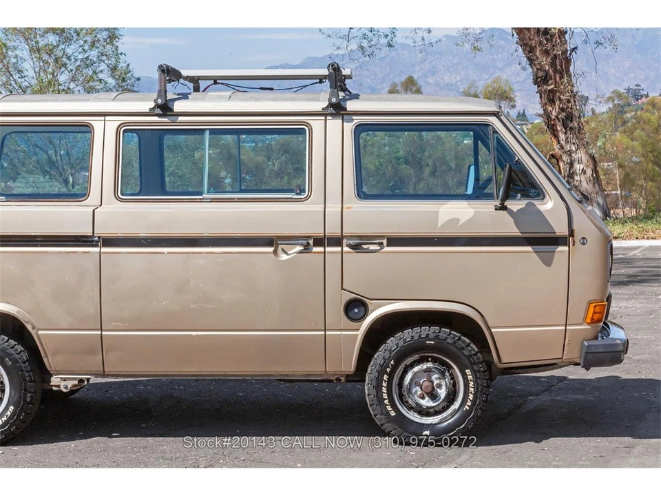 1985 Volkswagen Vanagon - Image 10 of 31