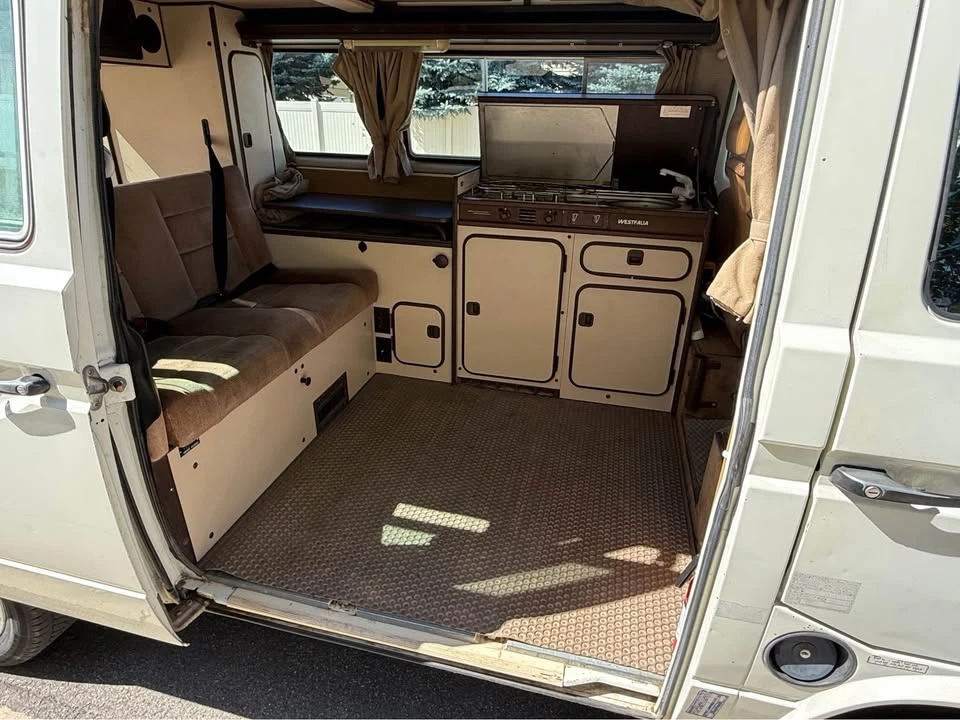 1985 Volkswagen Vanagon - Image 8 of 10