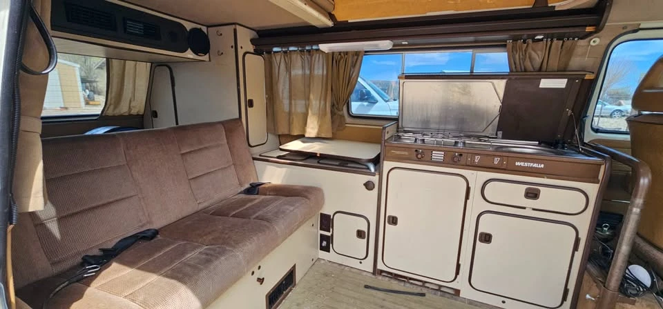 1985 Volkswagen Vanagon - Image 8 of 21