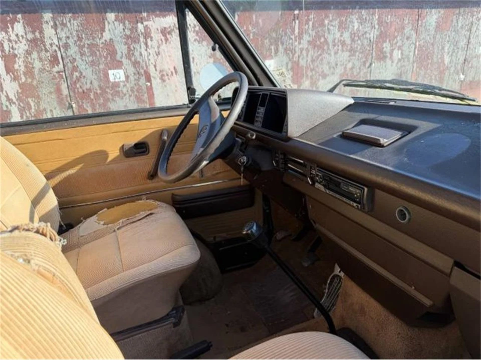 1985 Volkswagen Vanagon - Image 2 of 11