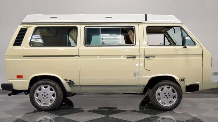 1985 Volkswagen Bay-Window Camper - Image 2 of 10