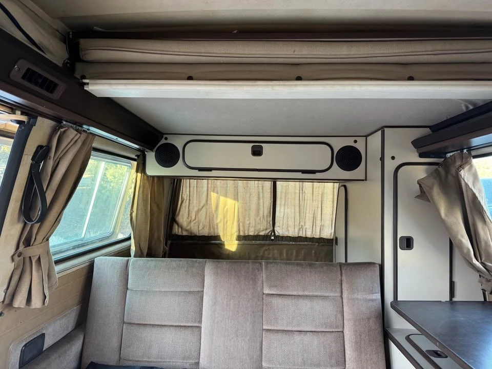 1985 Volkswagen Vanagon - Image 6 of 13