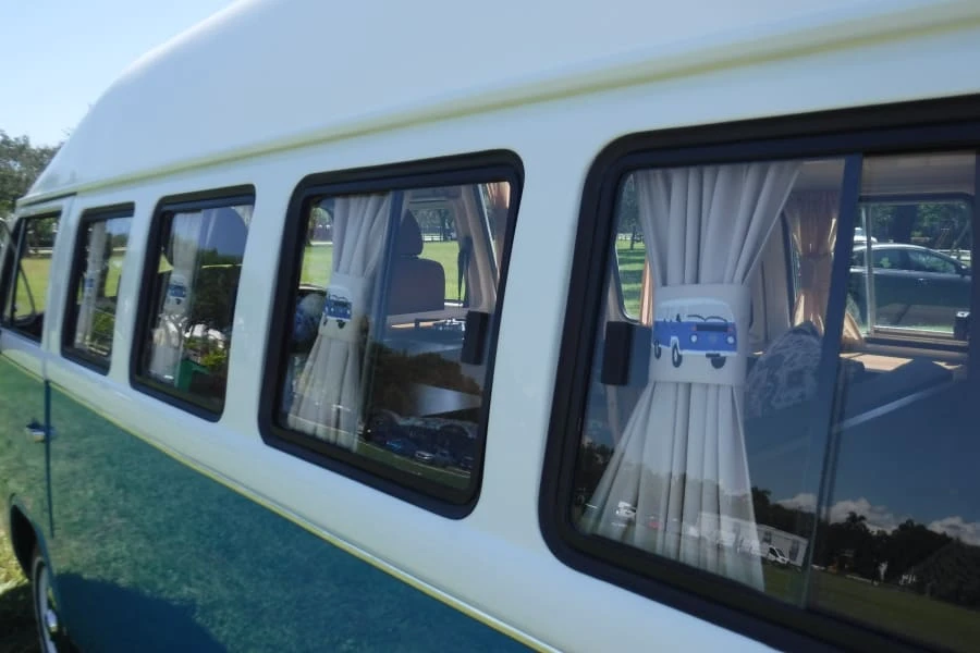 1985 Volkswagen Bay-Window Camper - Image 7 of 28